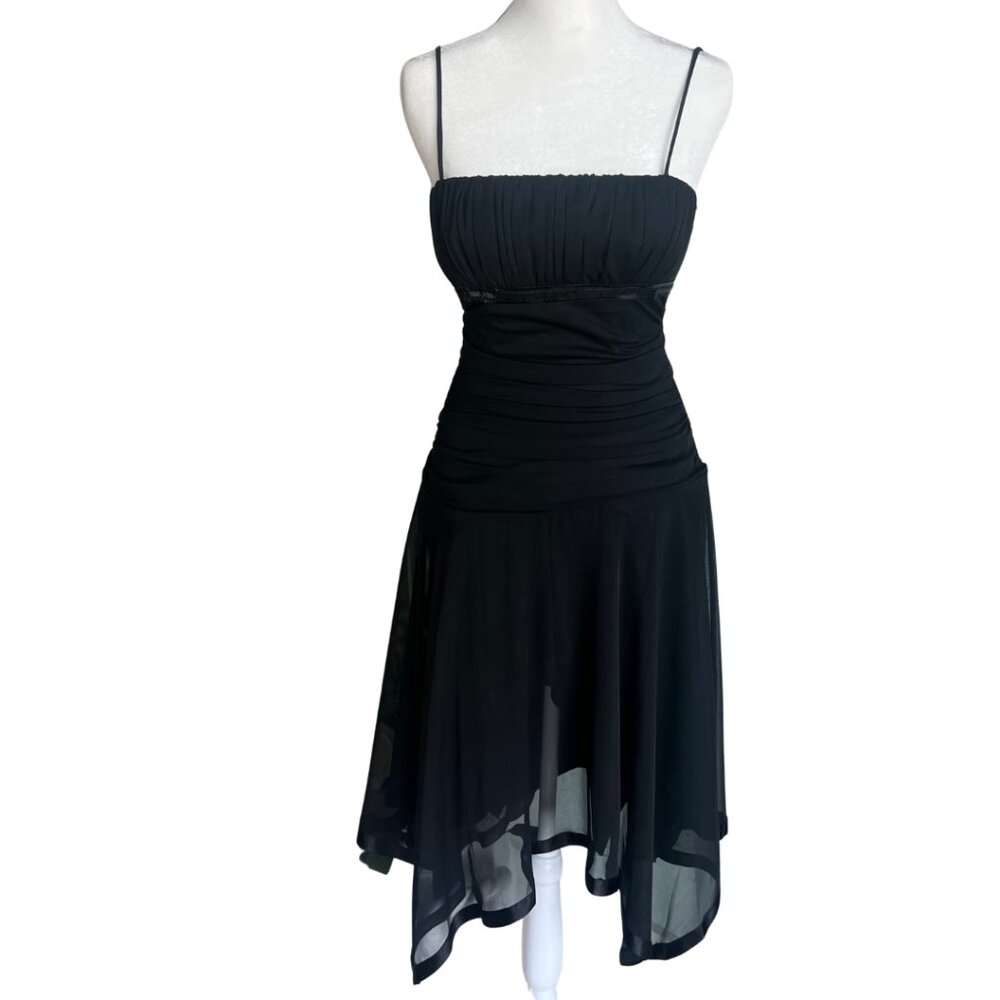 Vntg City Triangles Hanky Hem Cocktail Dress | Ruched Bodice | Black | Size S/M